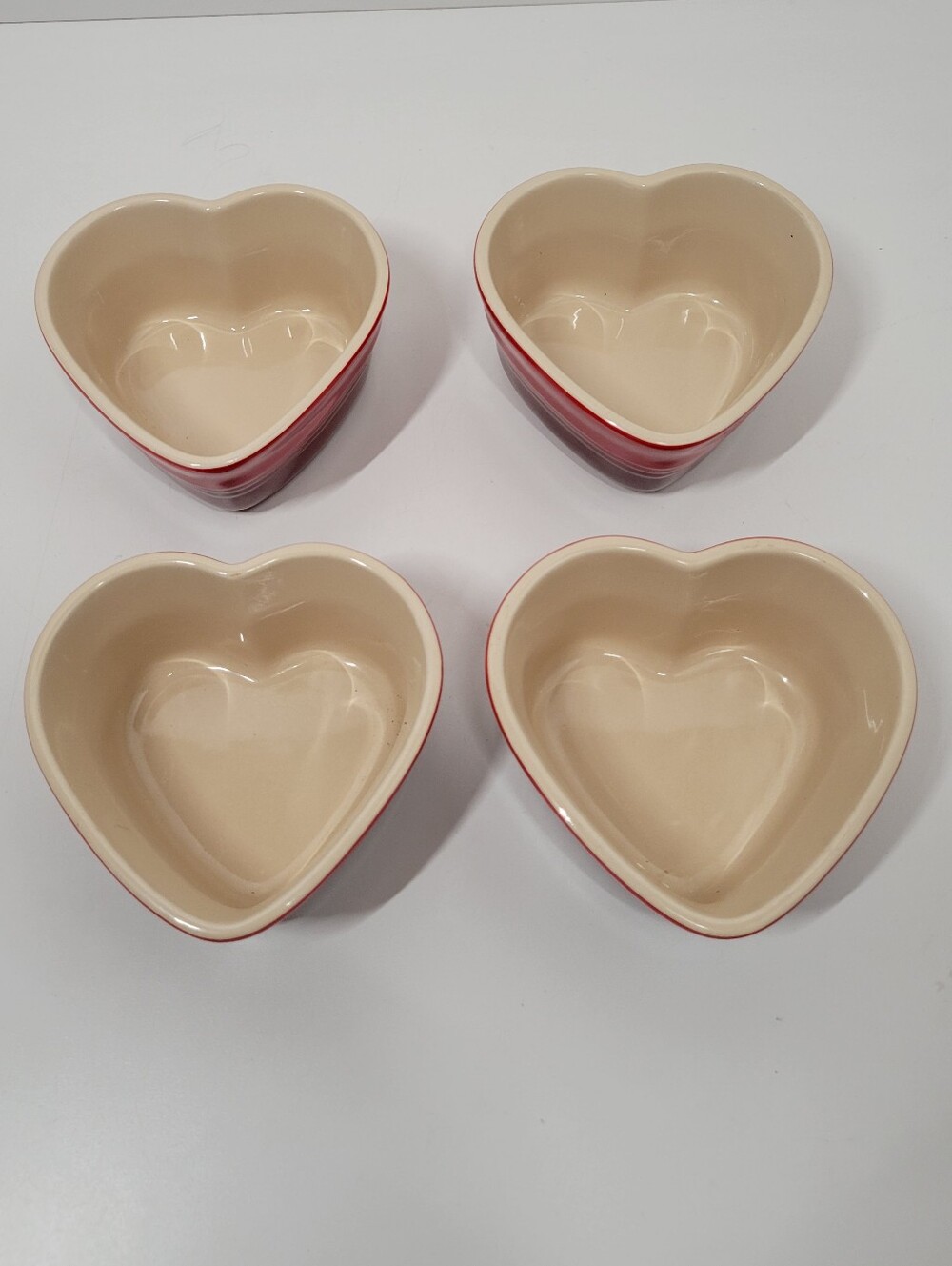 Le Creuset Heart Red Ombre 8oz Ramekins Stoneware Baking Dishes Set Of 4